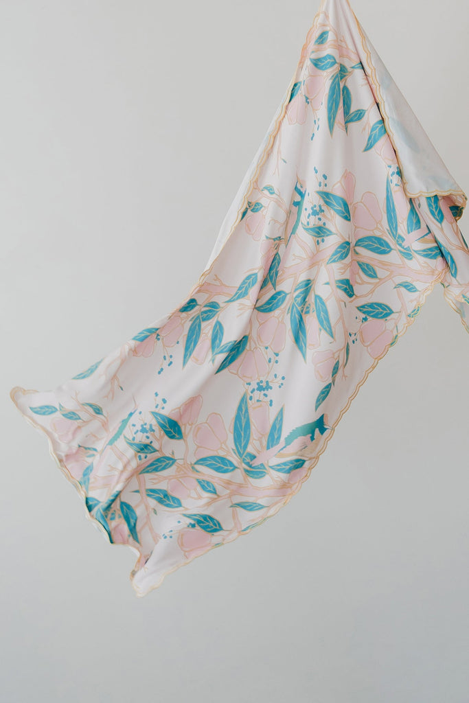 The Glow Women Scallop Shawl - Orchard