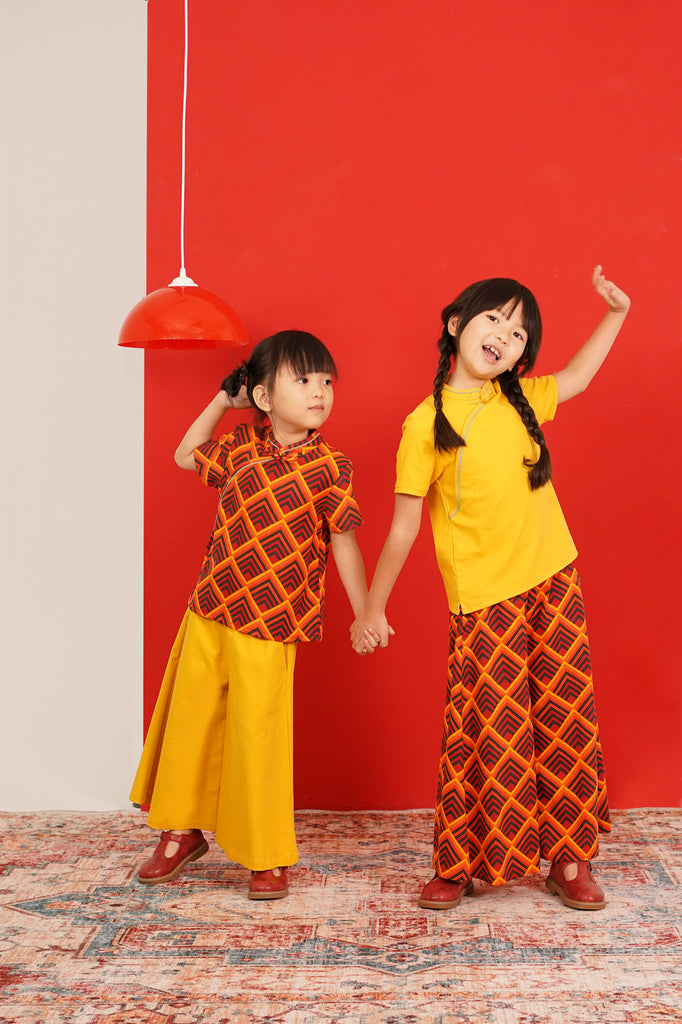 Sunrise Print Cheongsam Blouse