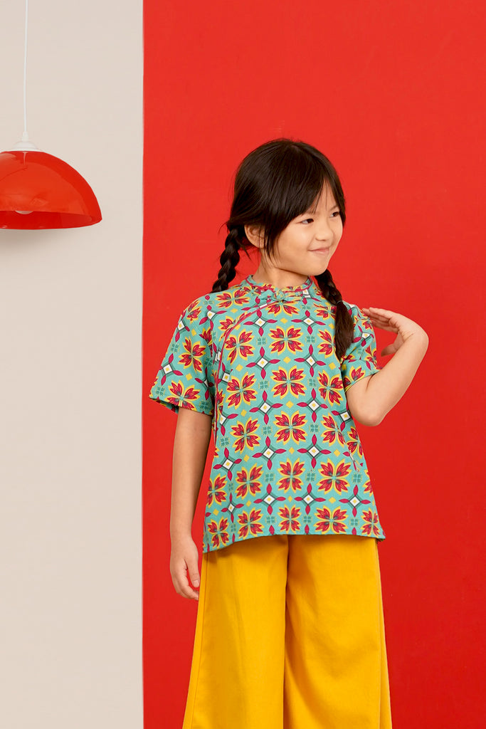 Short Sleeve Cheongsam Blouse for Girls
