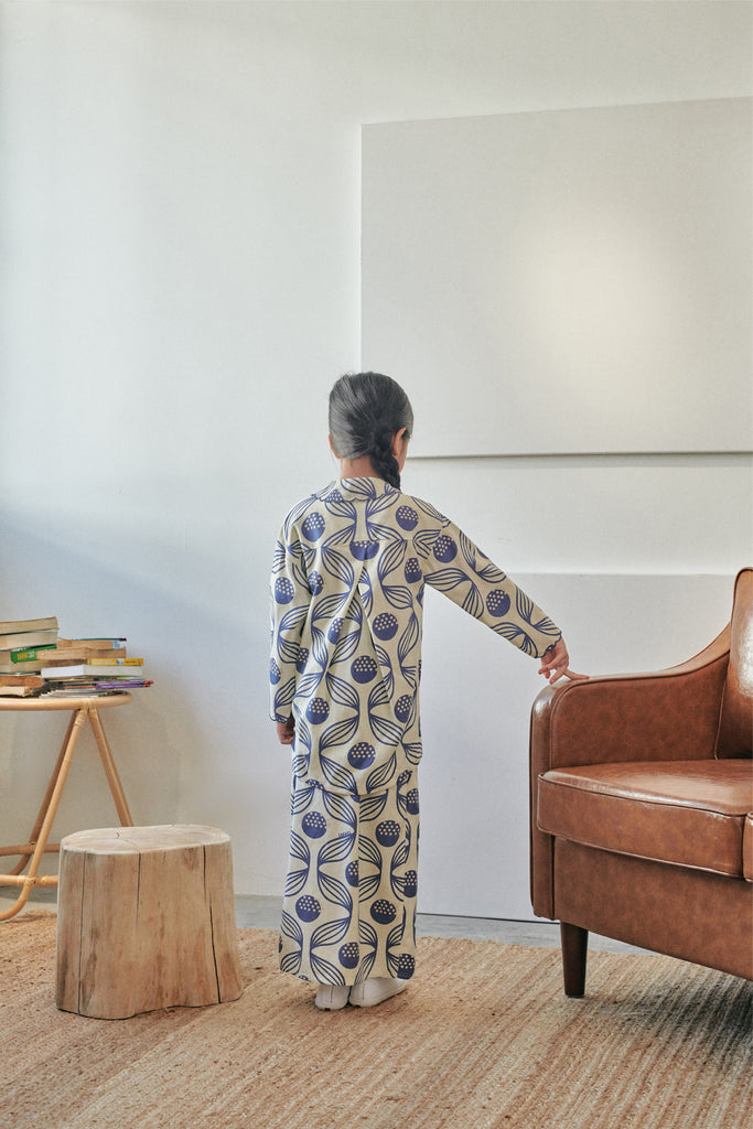 baju kurung budak biru putih
