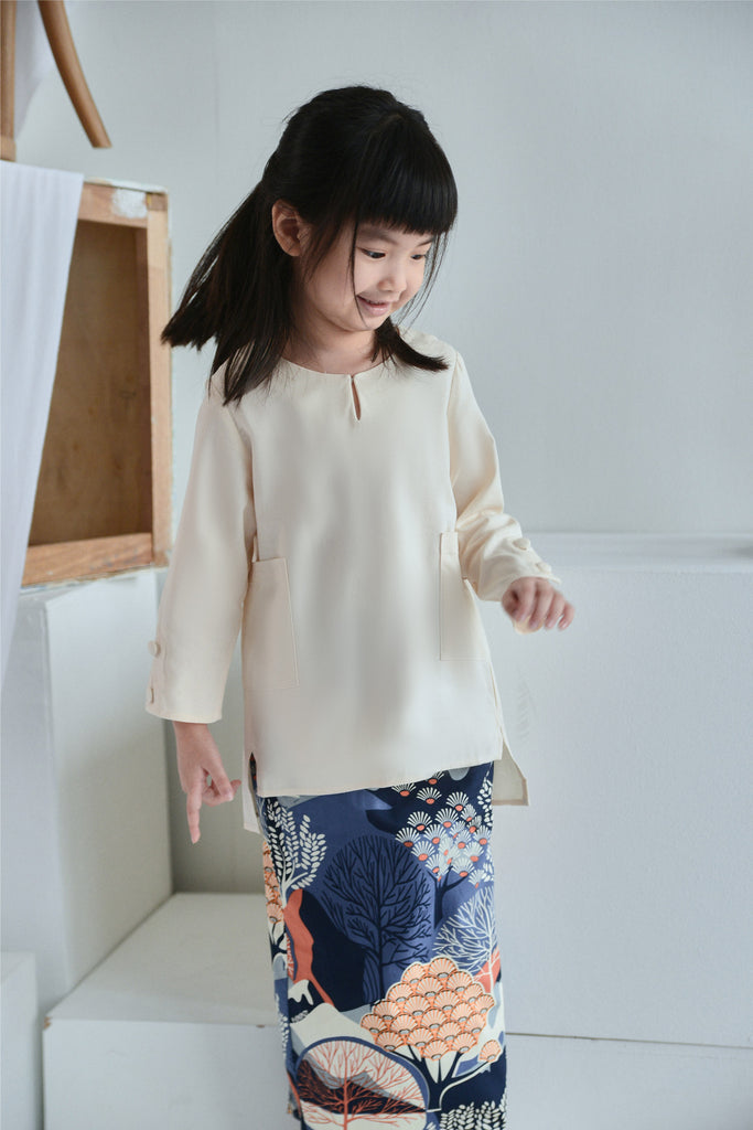 baju kurung budak cream