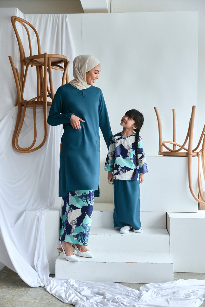 set baju raya biru ibu dan anak