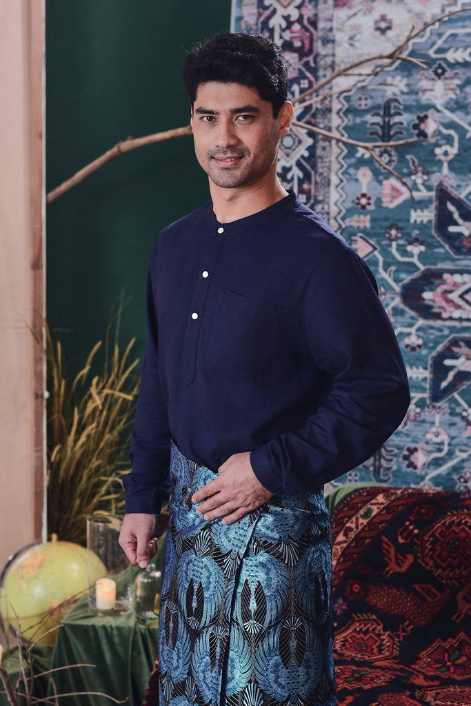 sampin mudah pakai biru hitam