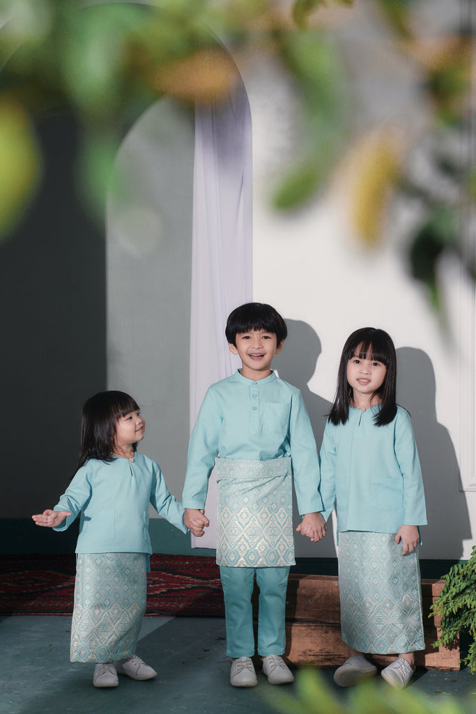 sedondon biru muda