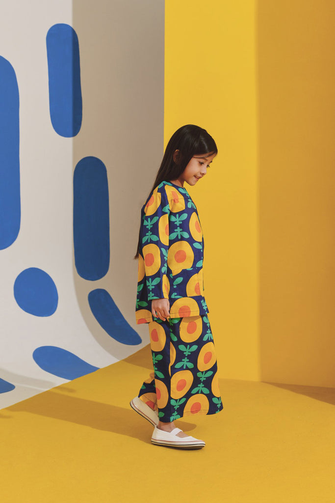 Sinar Printed Yoke Blouse with Folded Skirt