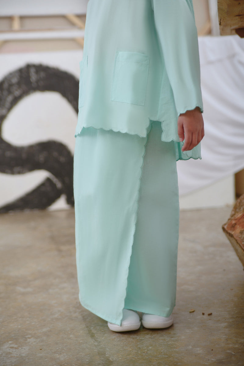 kain sulam hijau mint budak