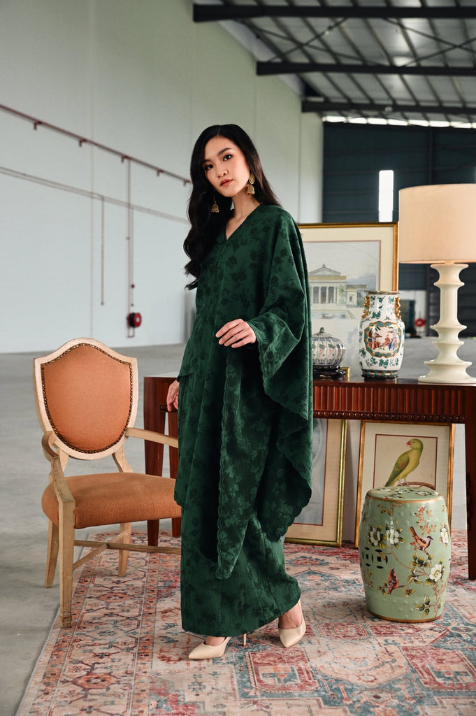 The Glow Women Petals Kebaya Set - Emerald Green Jacquard