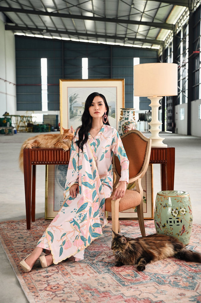 The Glow Women Petals Kebaya Set - Orchard