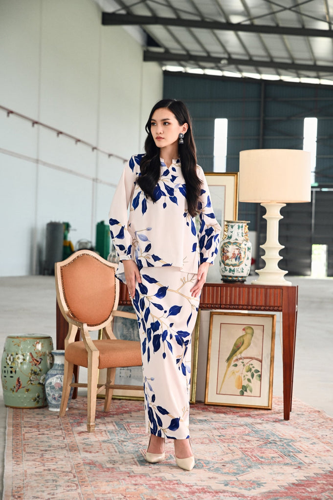 The Glow Women Yoke Kebaya Set - Breeze