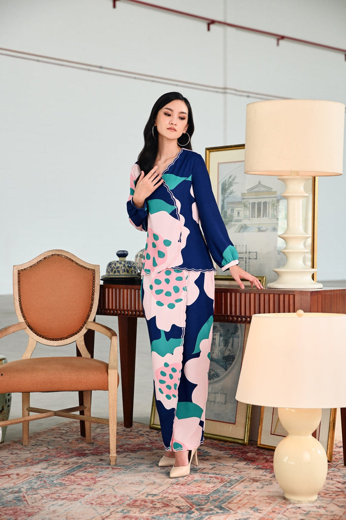The Glow Women Scallop Kebaya Set - Sunshine