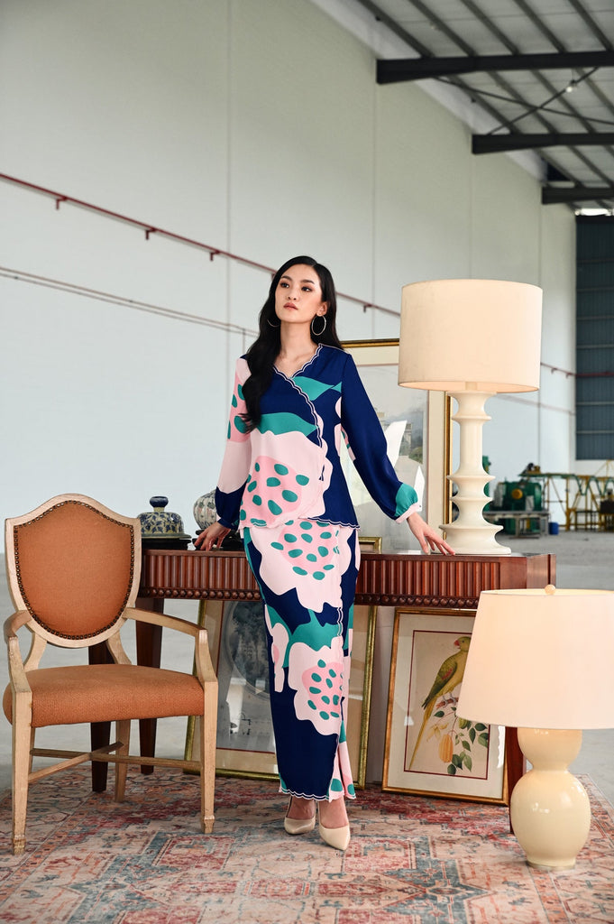 The Glow Women Scallop Kebaya Set - Sunshine