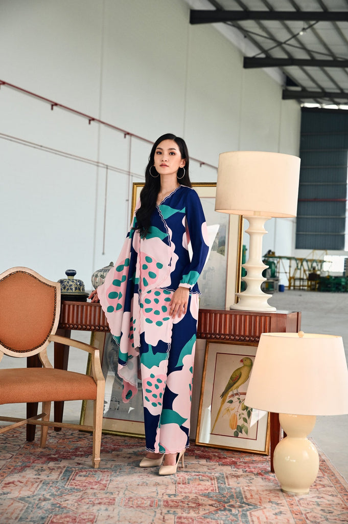 The Glow Women Scallop Kebaya Set - Sunshine
