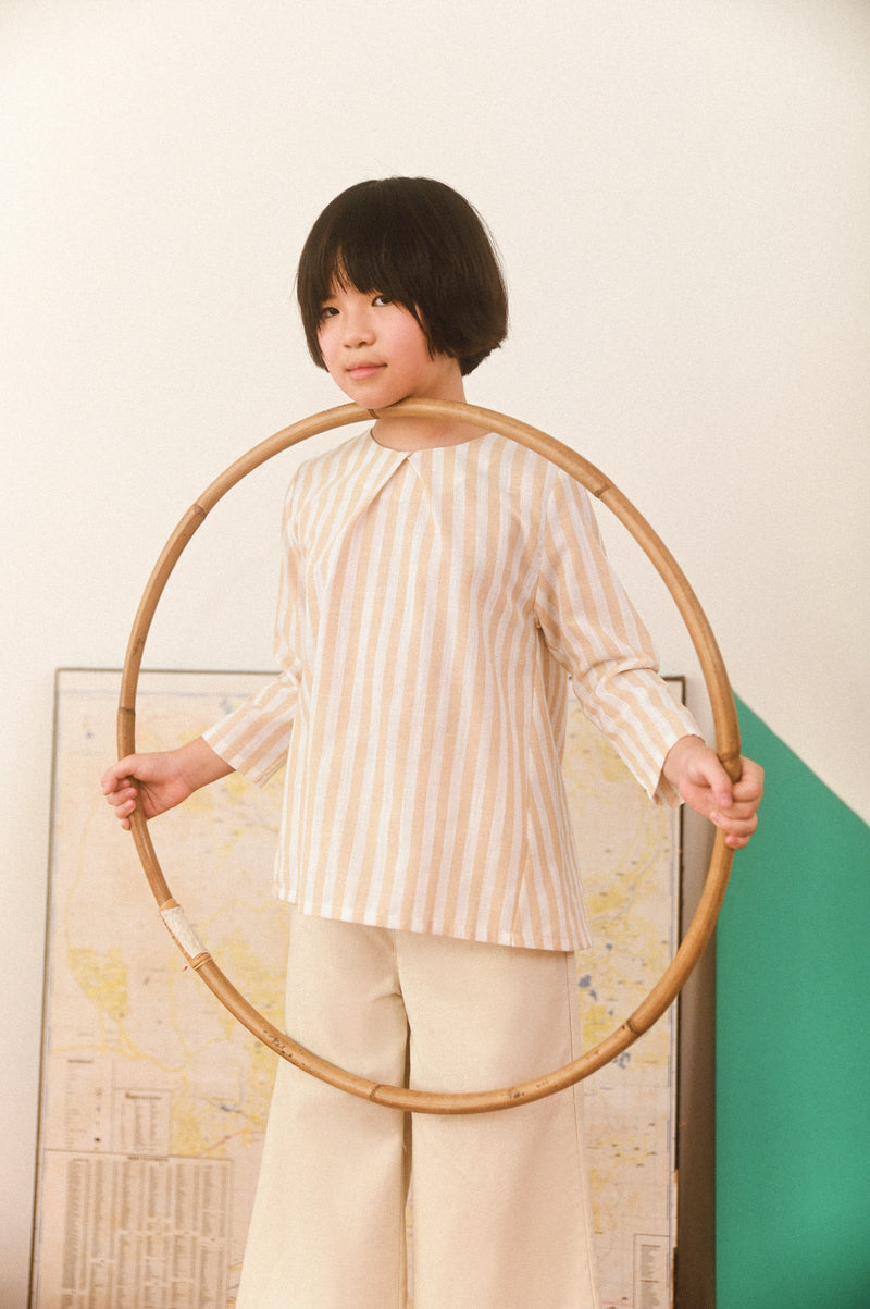 round neck blouse