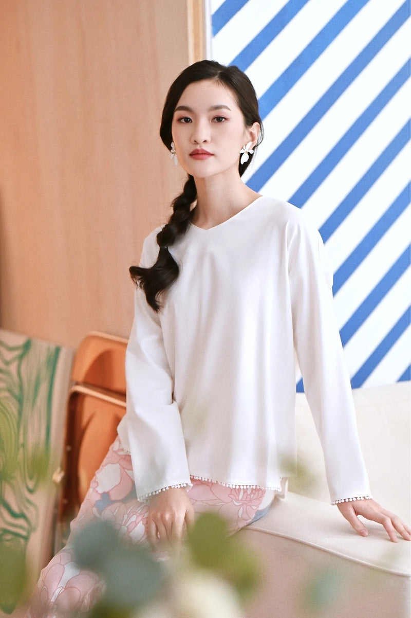 The Maraton Women Glow Blouse - White