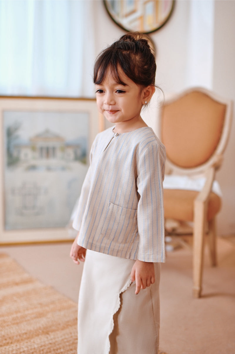 kurti bercorak jalur nude budak