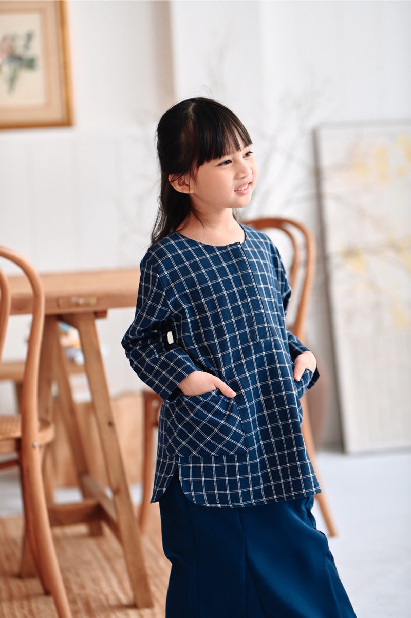 baju kurung pocket bercorak budak