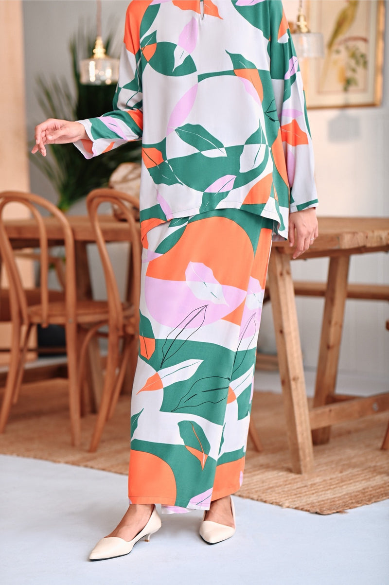 The Rehati Women Folded Skirt - Rehat