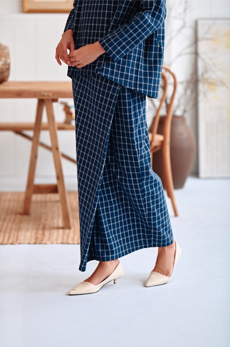 The Rehati Women Folded Skirt - Petang Checked