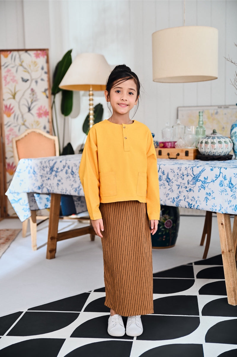 baju kurung moden kuning