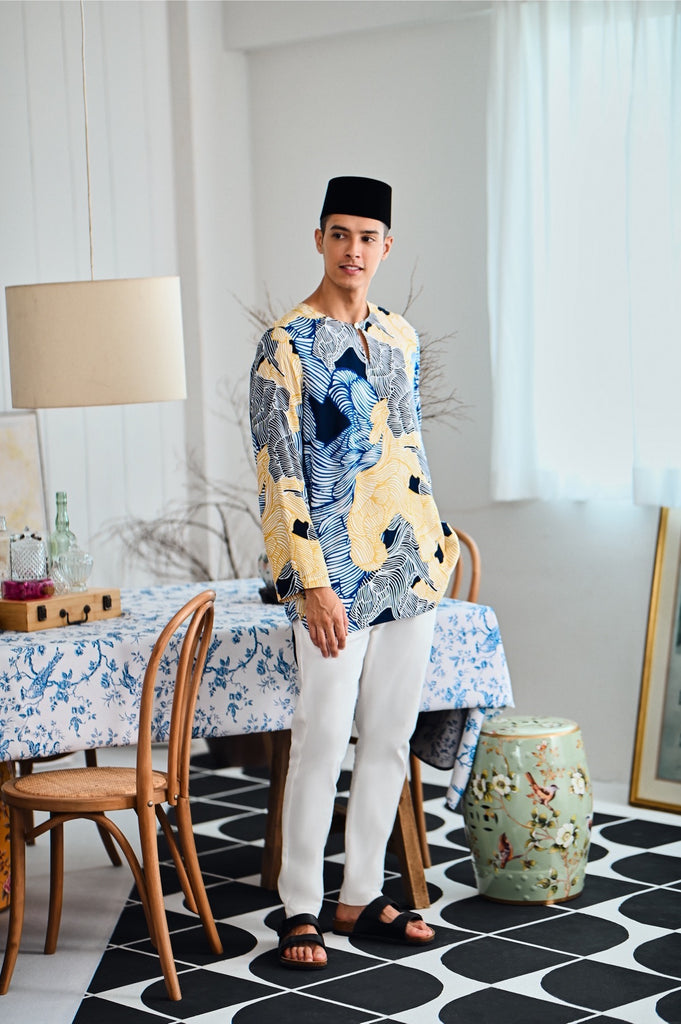 The Evergreen Men Pesak Kurta - Ridge