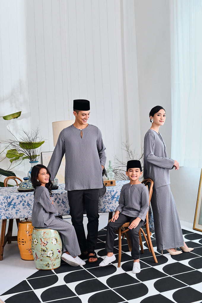 The Evergreen Pesak Kurta - Clay Stripe