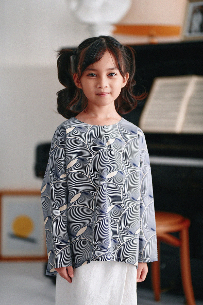 The Saat Kita Mulia Blouse - Promise