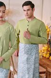 The Menuai Men Baju Melayu Top - Lawn Green
