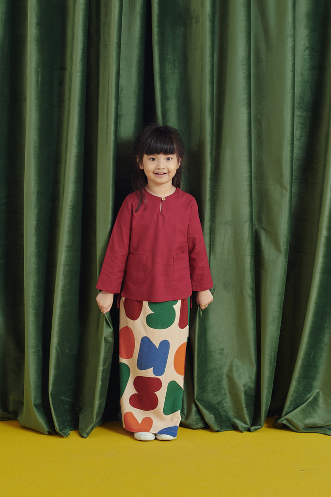 Rona Folded Skirt with Maroon Blouse