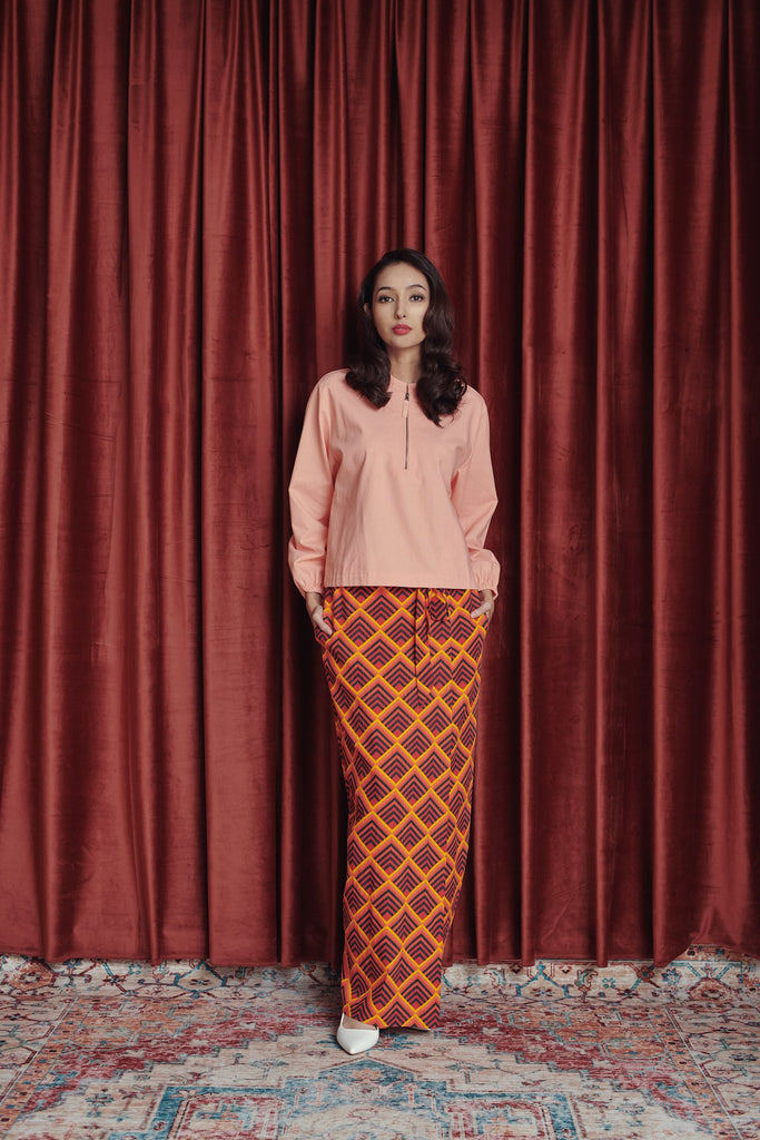 Bluas Perempuan Jenis Lengan Panjang