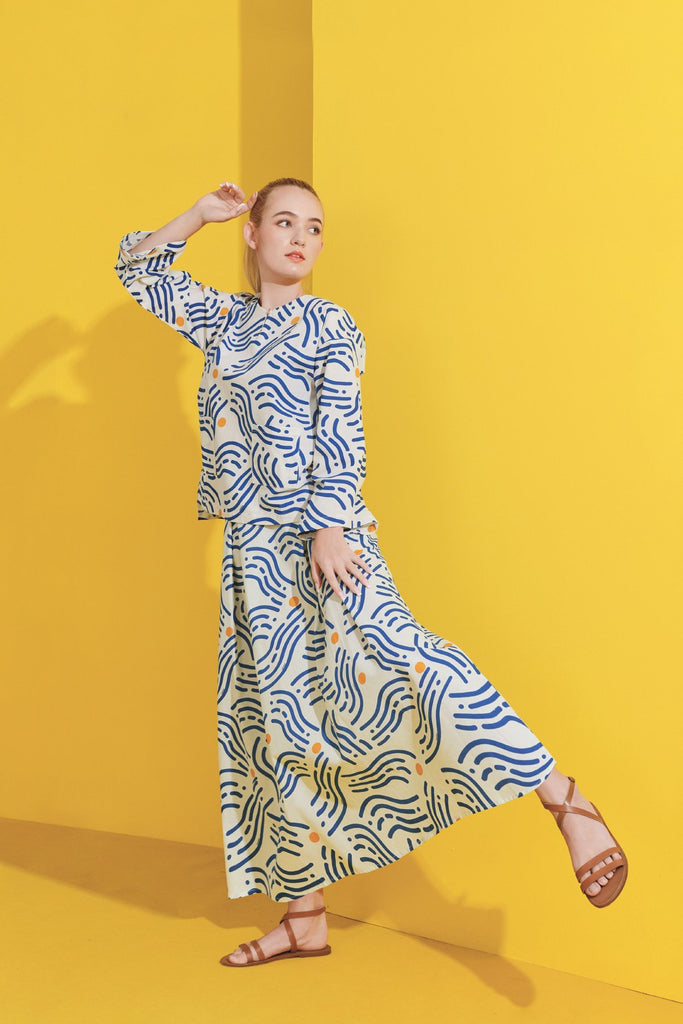 Alir Printed Women Relaxed Blouse with A line skirt