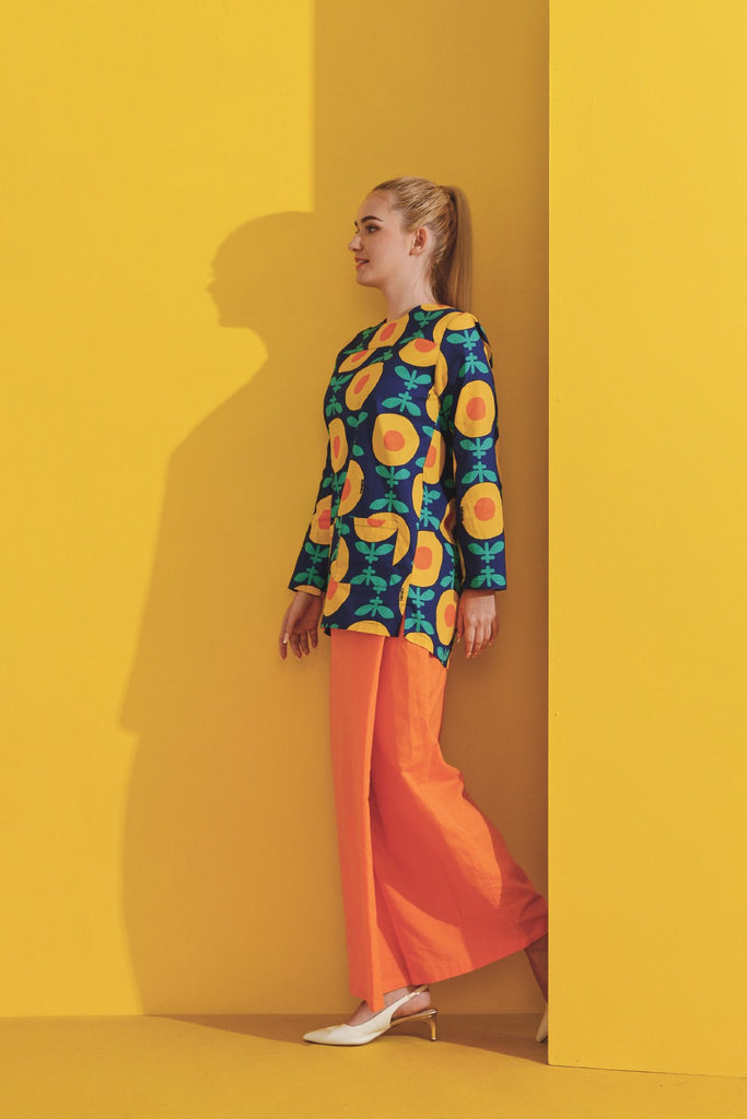 Sinar Blouse match Orange Skirt