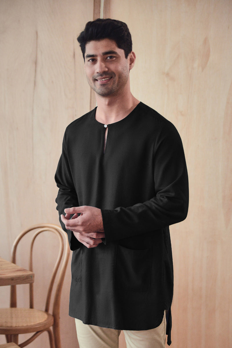 kurta teluk belanga hitam