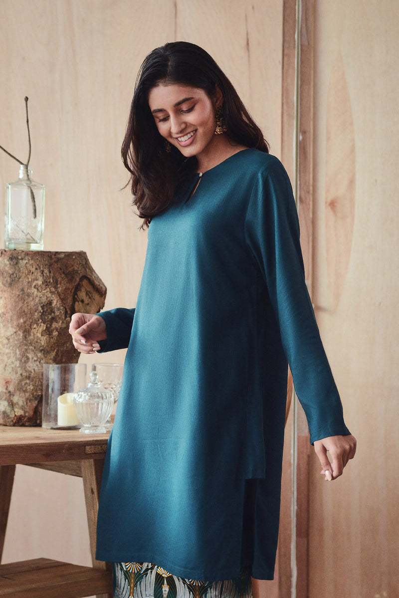 baju kurung cotton biru