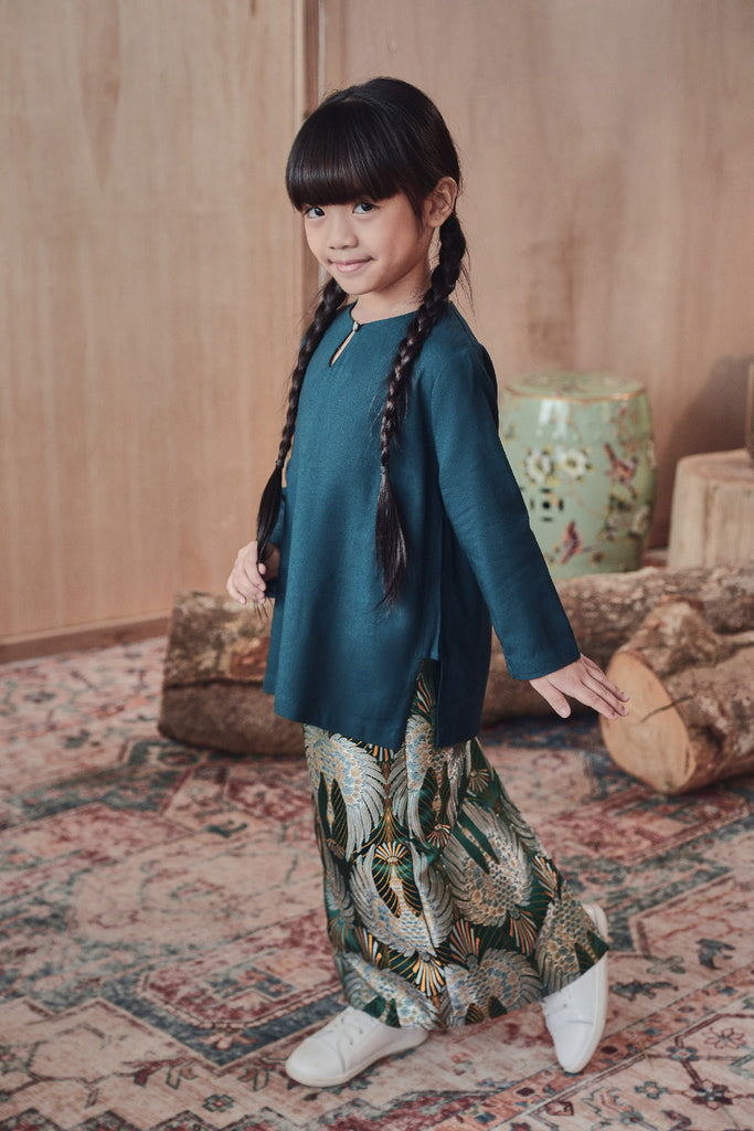 baju kurung budak perempuan biru