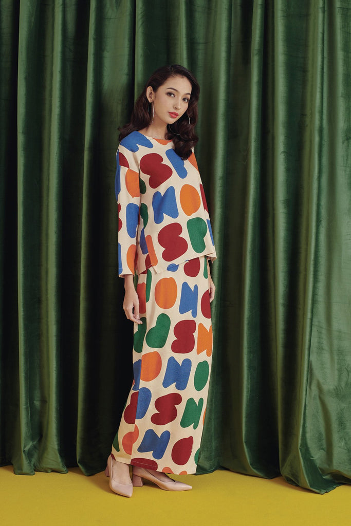 Rumi print Blouse with Folded Skirt