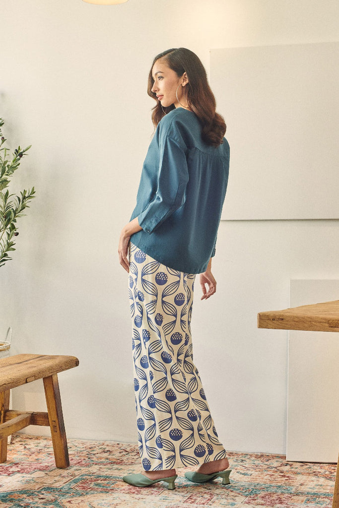 Rasa Sayang Women Scallop Skirt - Delima