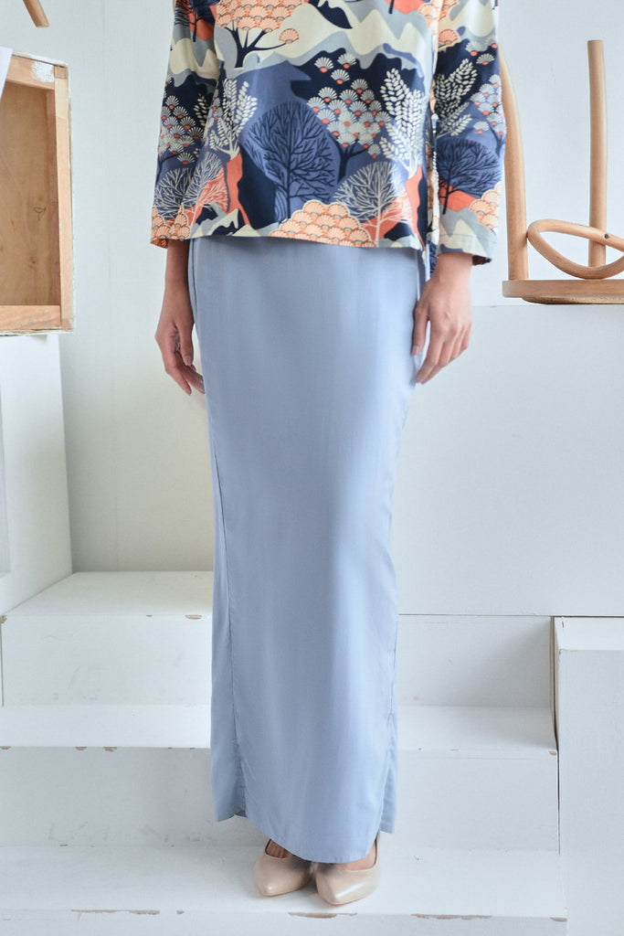 kain baju kurung biru