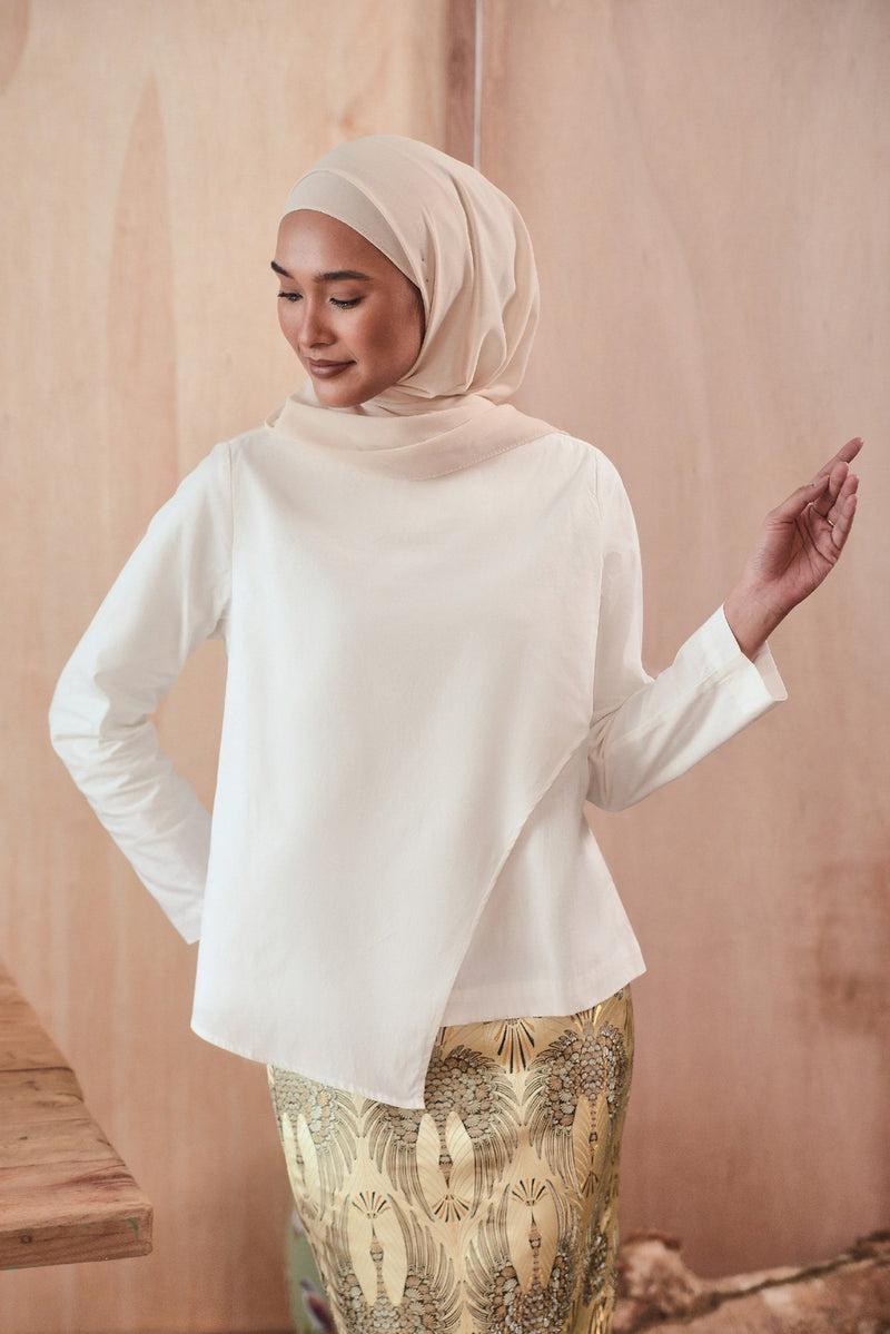 blouse cotton putih