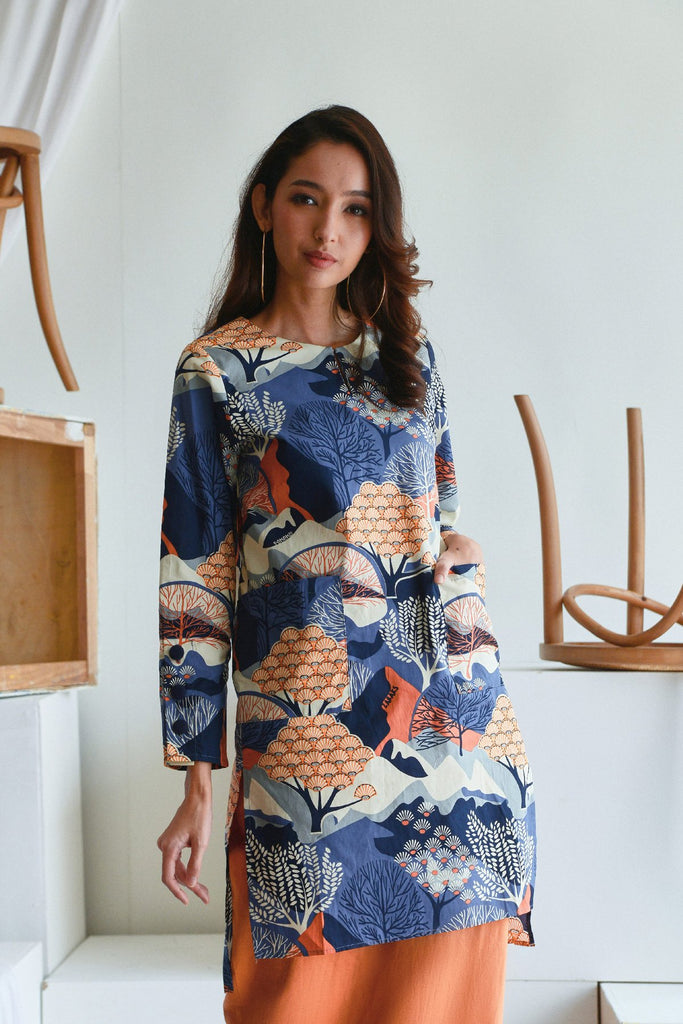 The Sungai Women Pockets Kurung Blouse - Kangsar