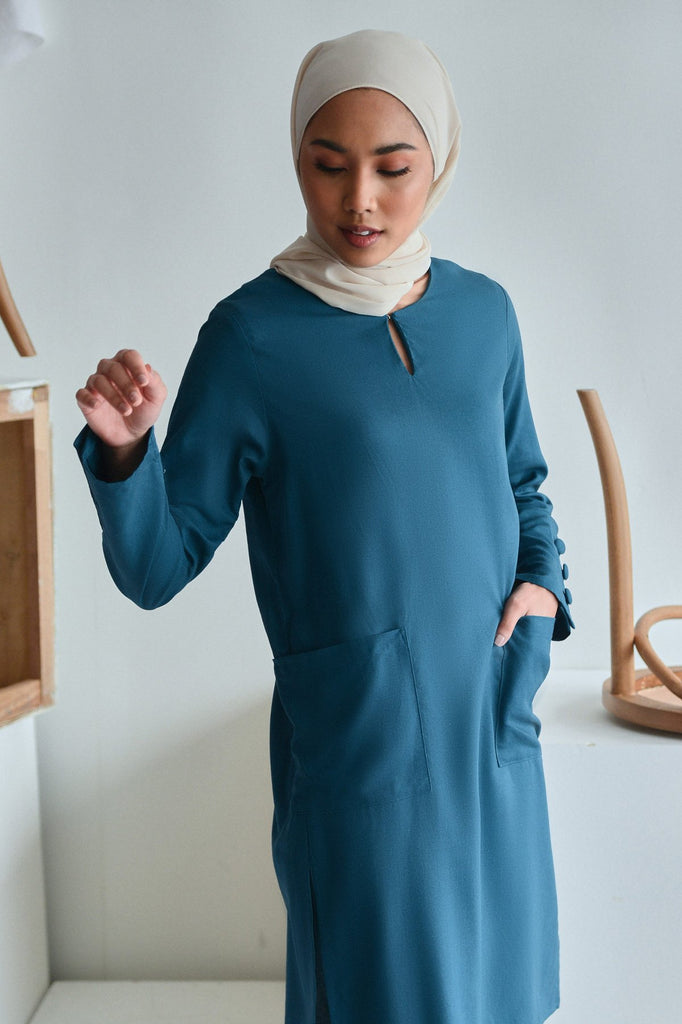 The Sungai Women Pockets Kurung Blouse - Teal