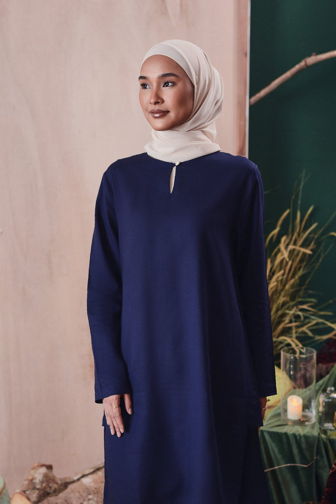 baju kurung cotton plain biru