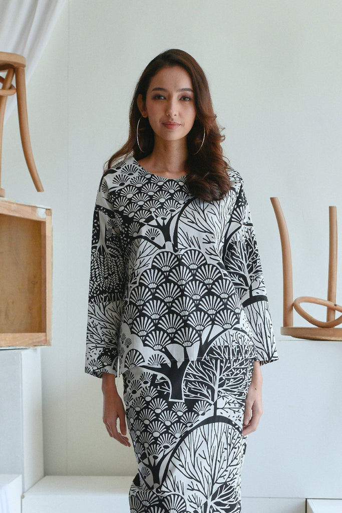 The Sungai Women Tropika Blouse - Timah