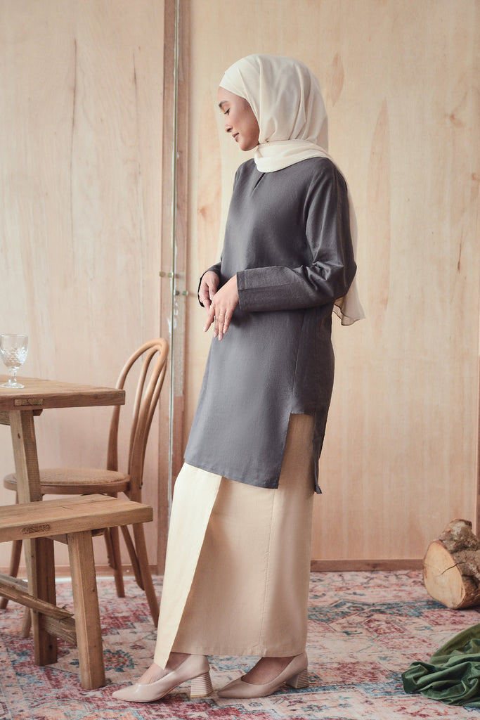 baju kurung kelabu beige