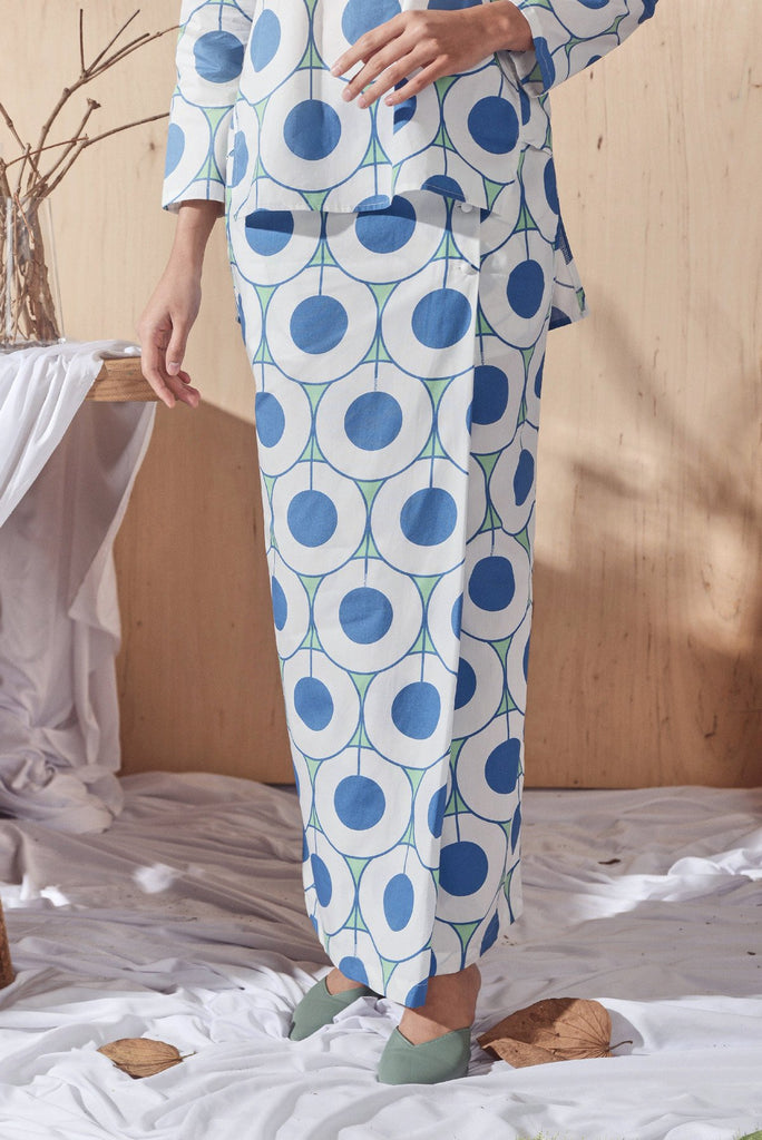 Button Folded Skirt