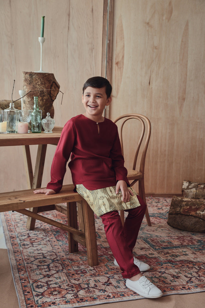 kurta teluk belanga budak lelaki merah hati