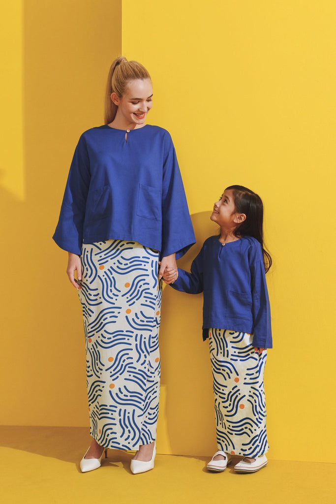 Classic Blue Blouse match Folded Skirt