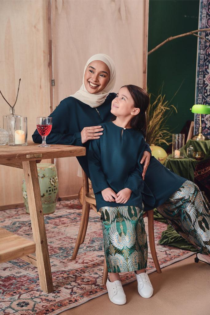 The Legend Jacquard Skirt - Emerald Ledang