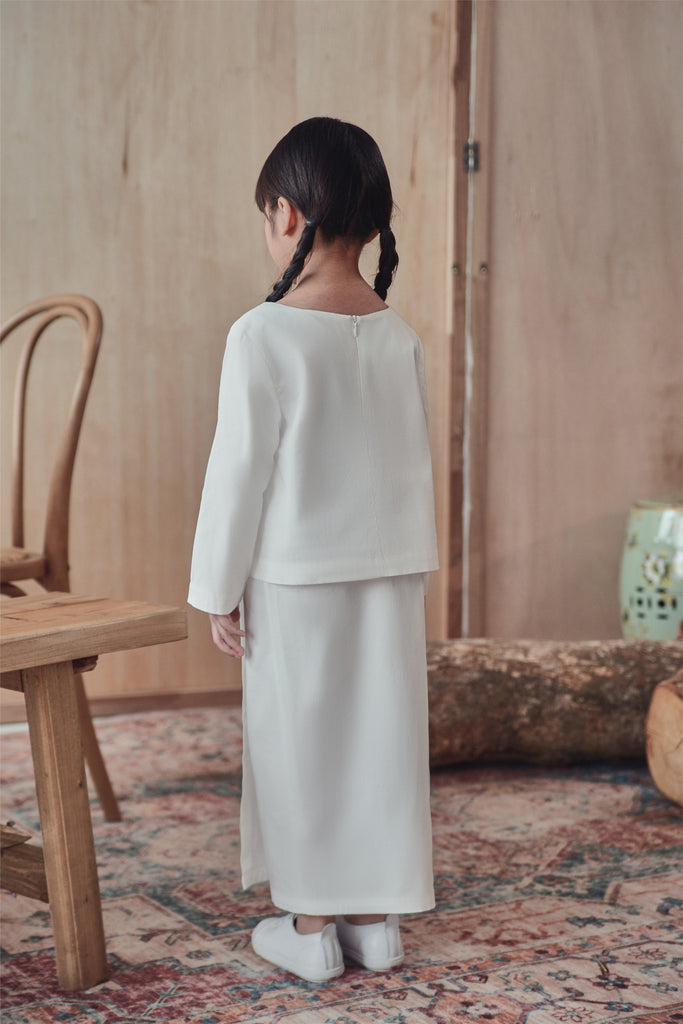 kain plain putih
