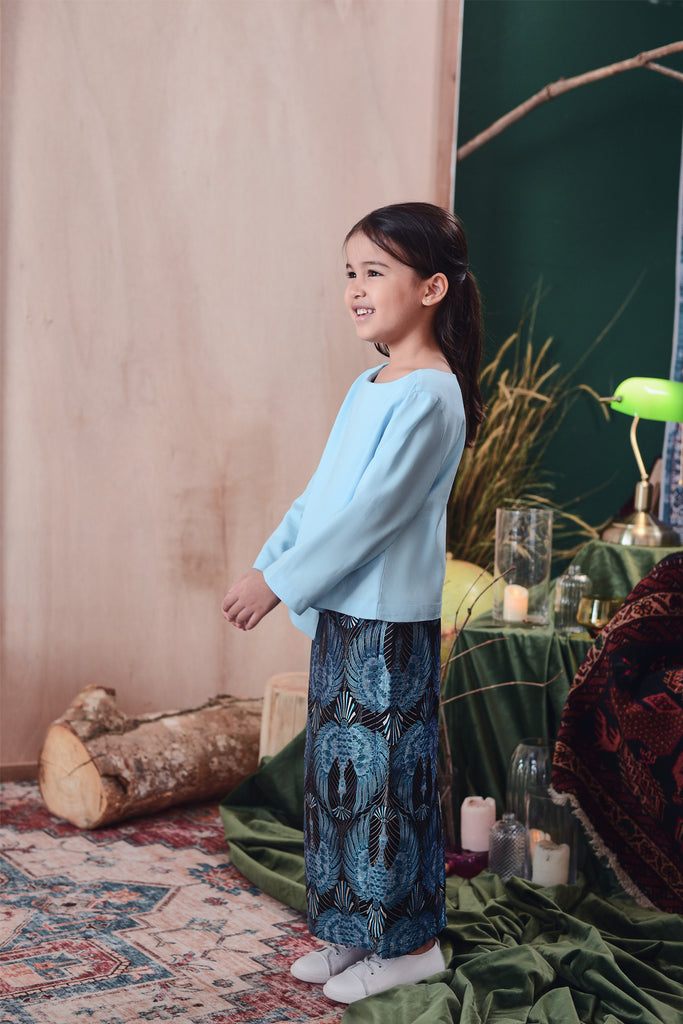 The Legend Overlay Blouse - Light Blue