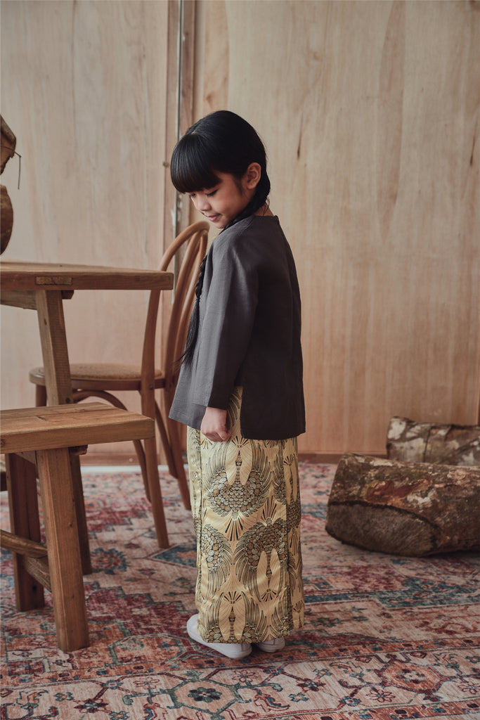 baju kurung kelabu plain